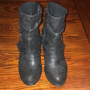 Black Women’s Boots Size 8.5M